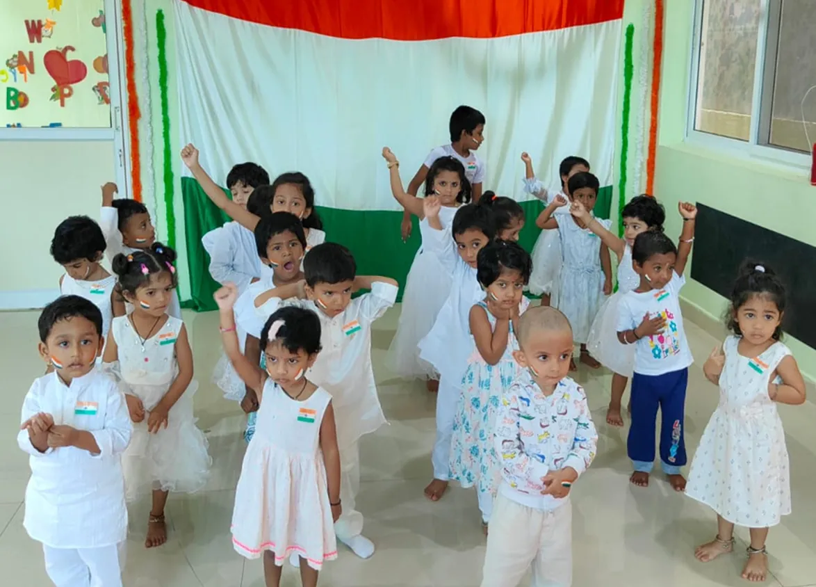 Children performing on Republic Day